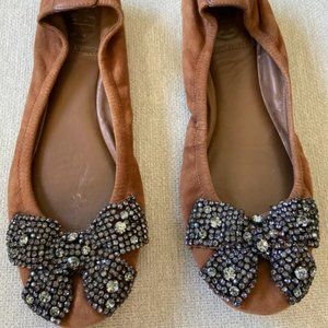 Tory Burch Flats with sequence bow size 7M